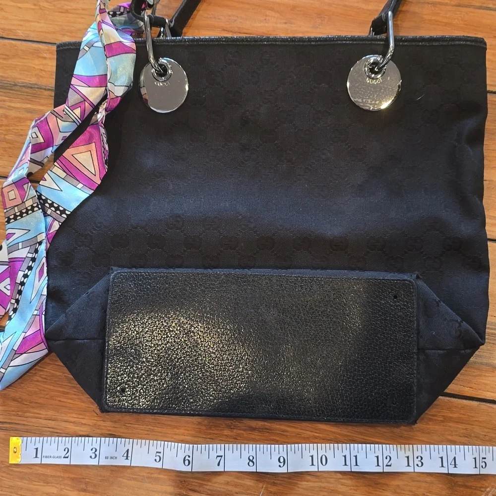 Black Gucci Date Night purse - Picture 6 of 16